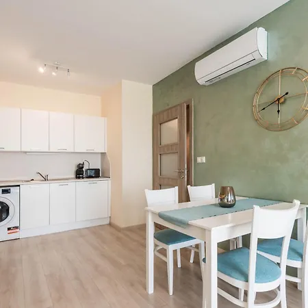 Blue Horizon Apartment
