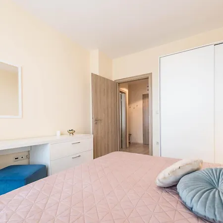 Apartment Blue Horizon