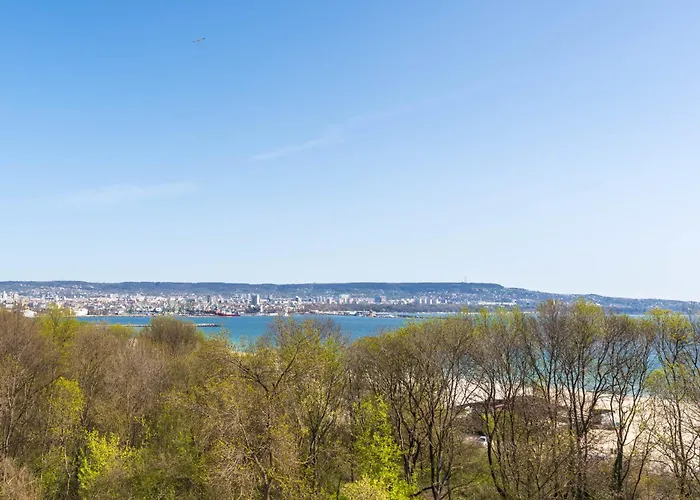 Blue Horizon 公寓 *