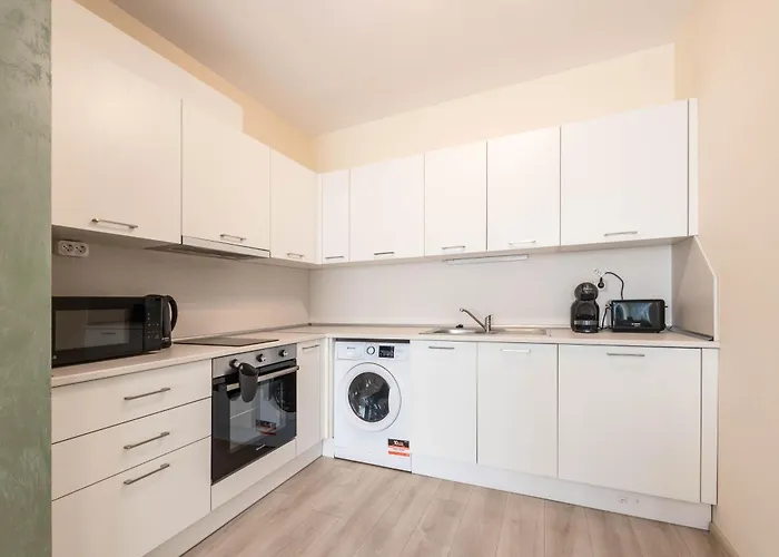 Blue Horizon 瓦爾納