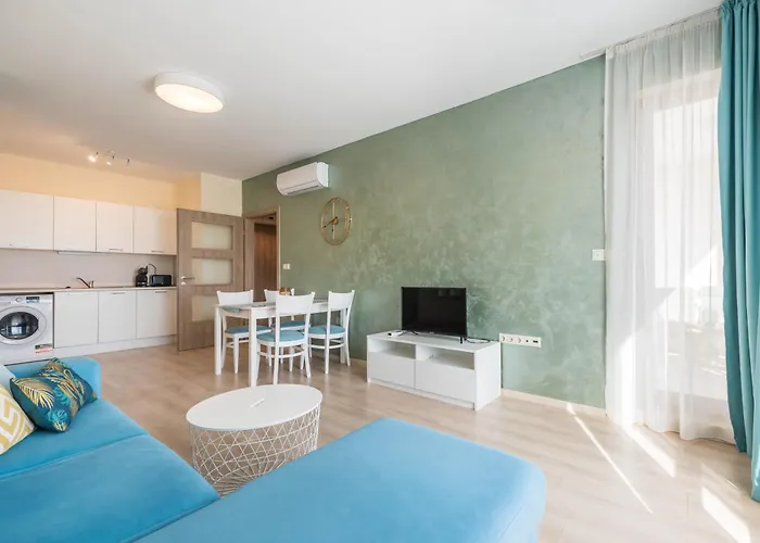 Blue Horizon * 瓦爾納