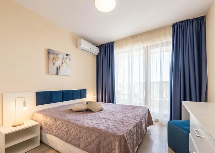 Blue Horizon Apartment